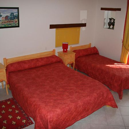Lapanouse-de-Cernon Chambres D'Hotes Lou Jassou מראה חיצוני תמונה