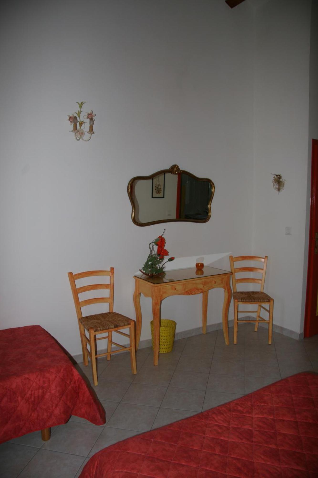 Lapanouse-de-Cernon Chambres D'Hotes Lou Jassou מראה חיצוני תמונה