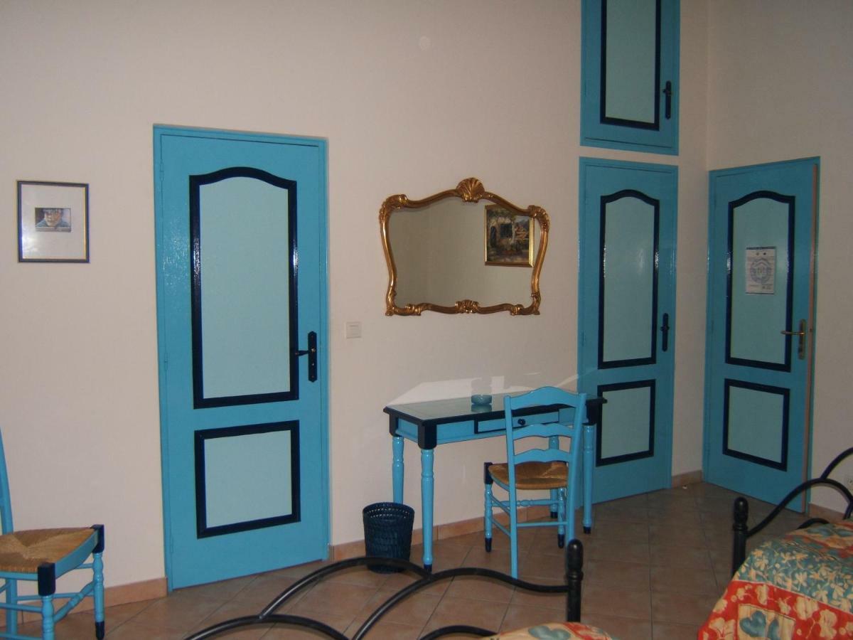 Lapanouse-de-Cernon Chambres D'Hotes Lou Jassou מראה חיצוני תמונה